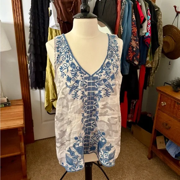 Johnny Was Pearl Camo Harriet Linen Tank Top - Picture 2 of 12